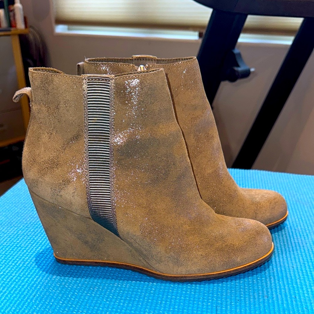 Paolo Brown Wedge Shoes with Suede Finish